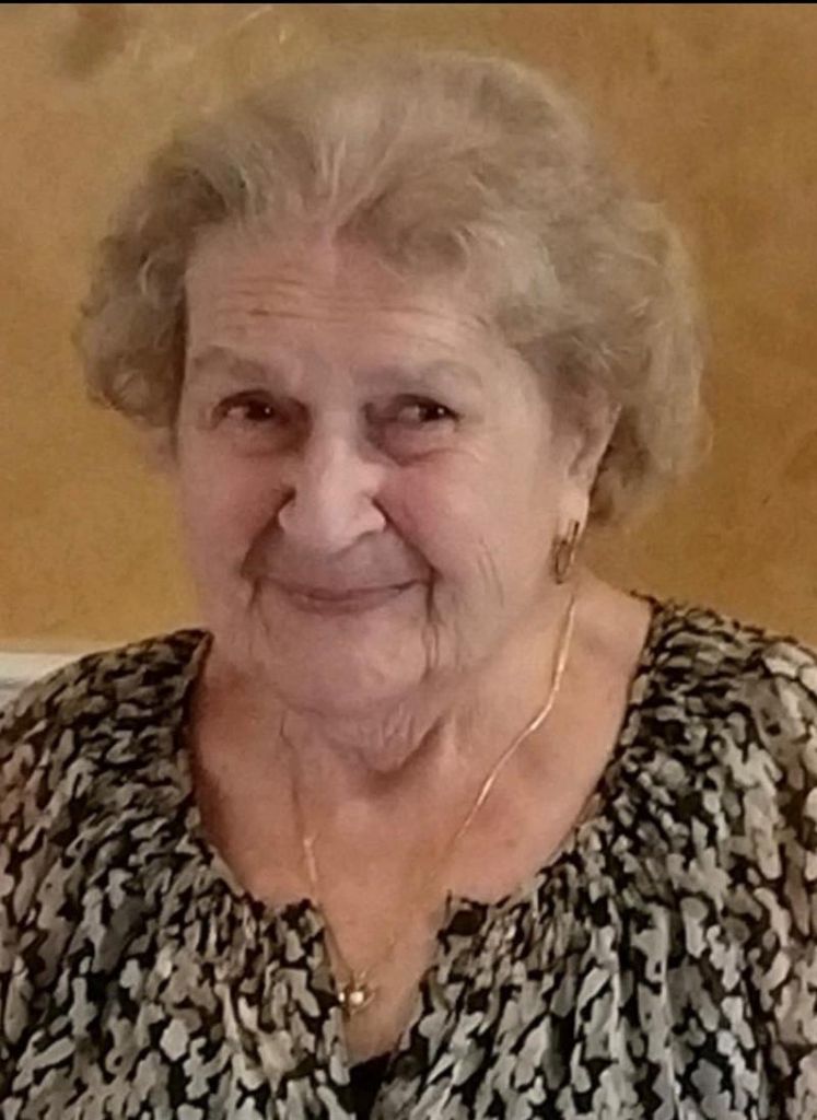 Anne Z. Lussen Profile Photo