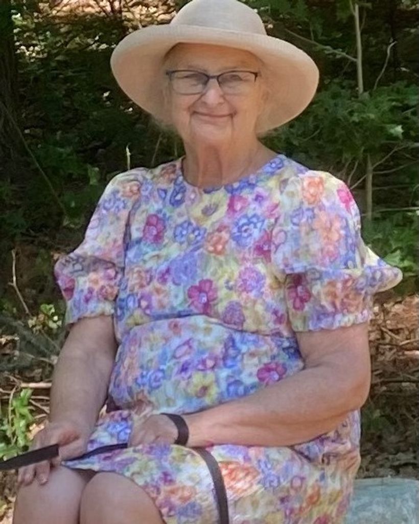 Linda Garland Ahern Profile Photo