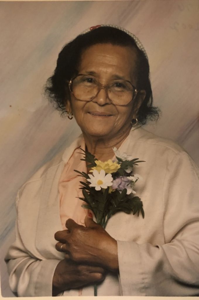 Ella Simons
