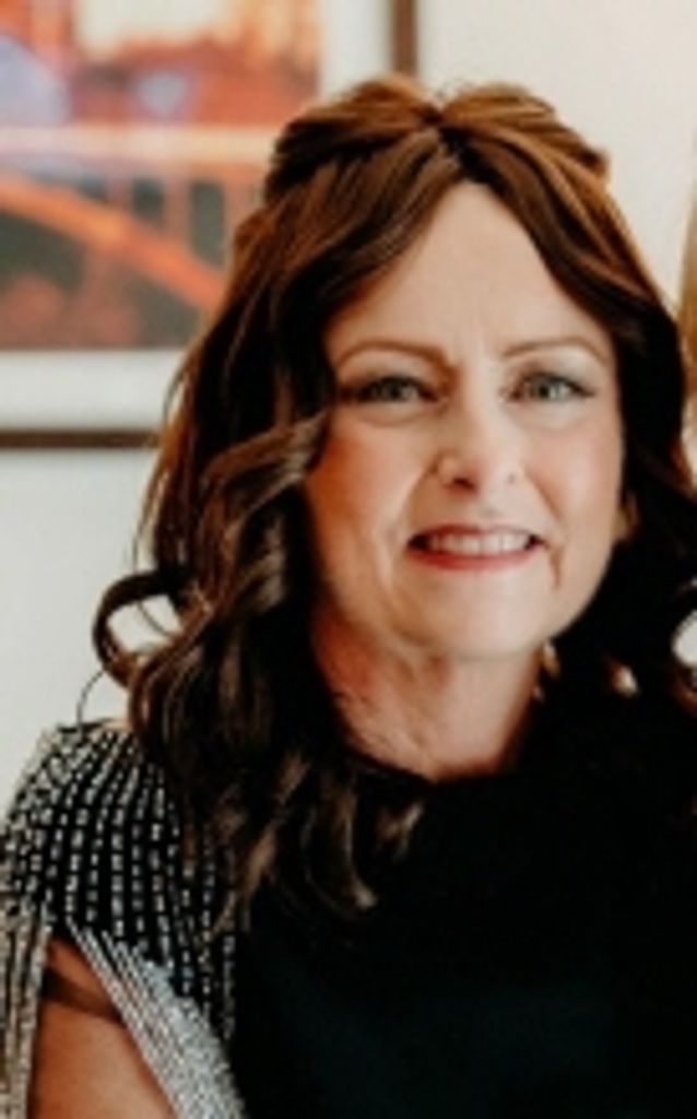 Julie Ann Schlueter Profile Photo