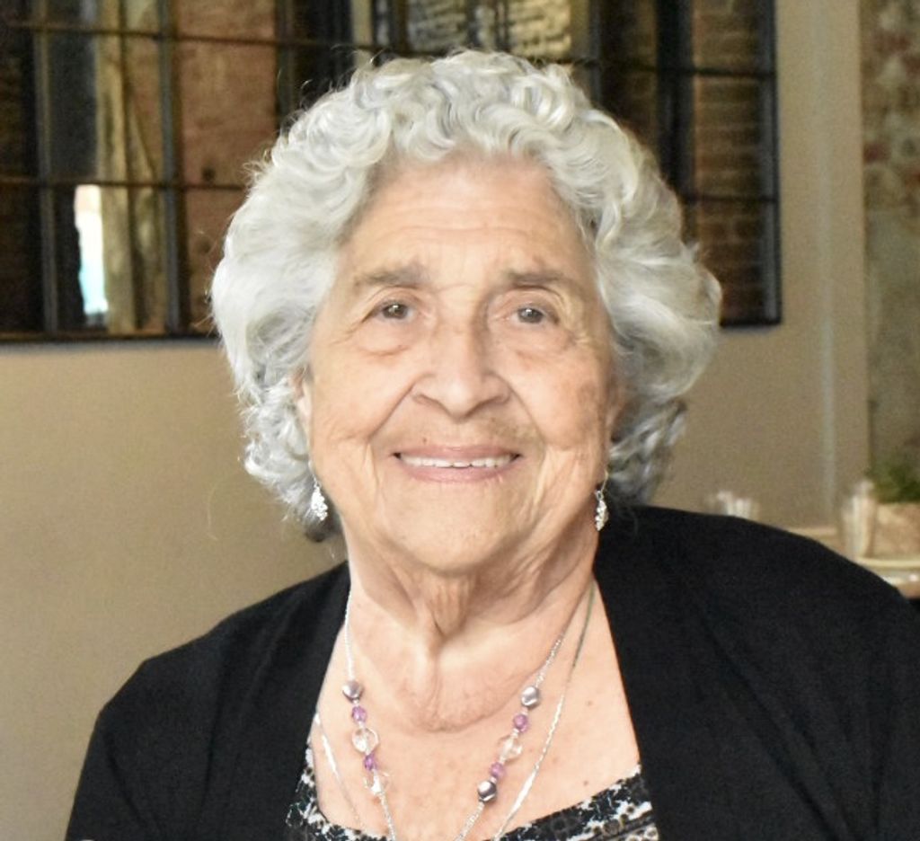 Adela Arniella