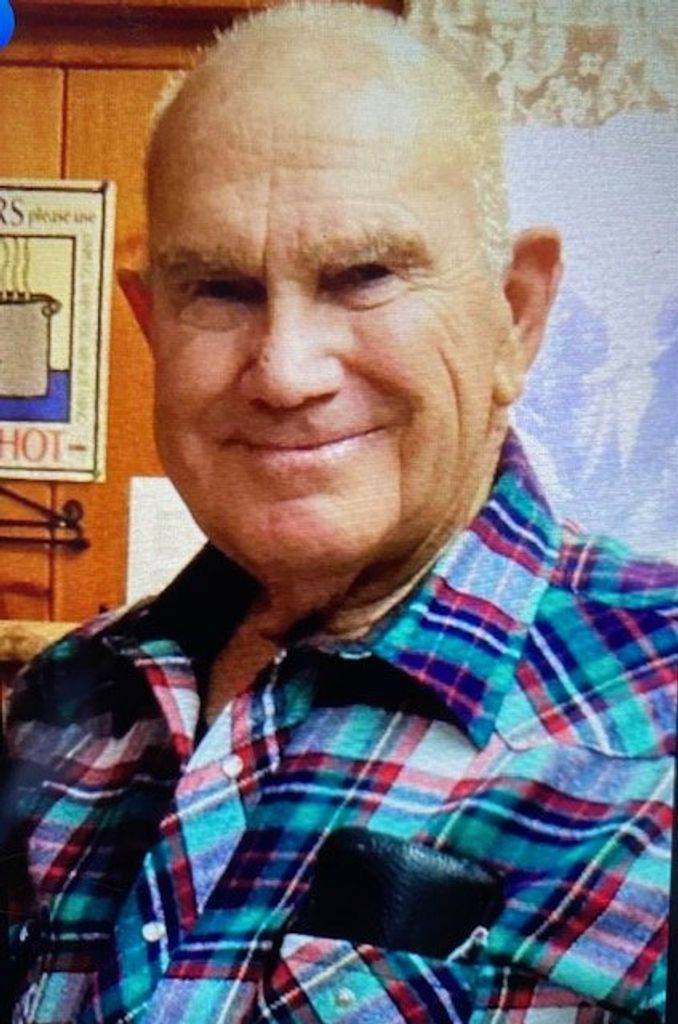 Wayne Leach Profile Photo