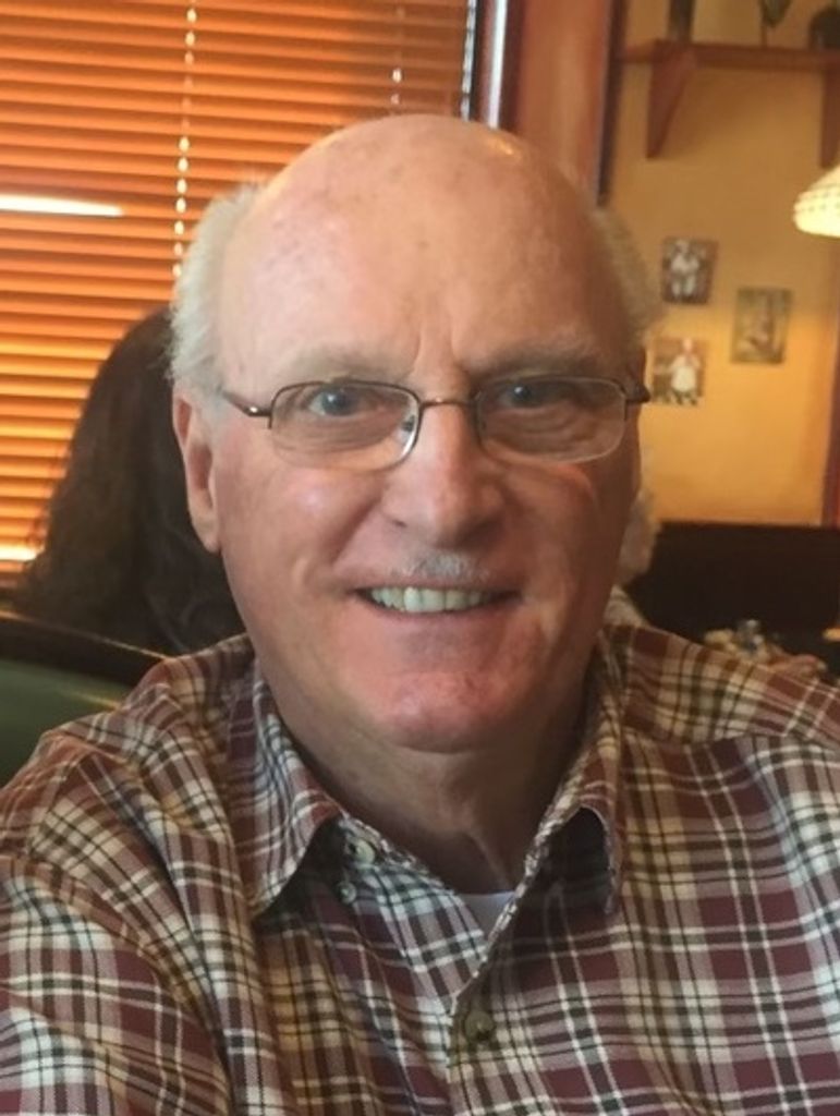 Robert J. Raczka Profile Photo