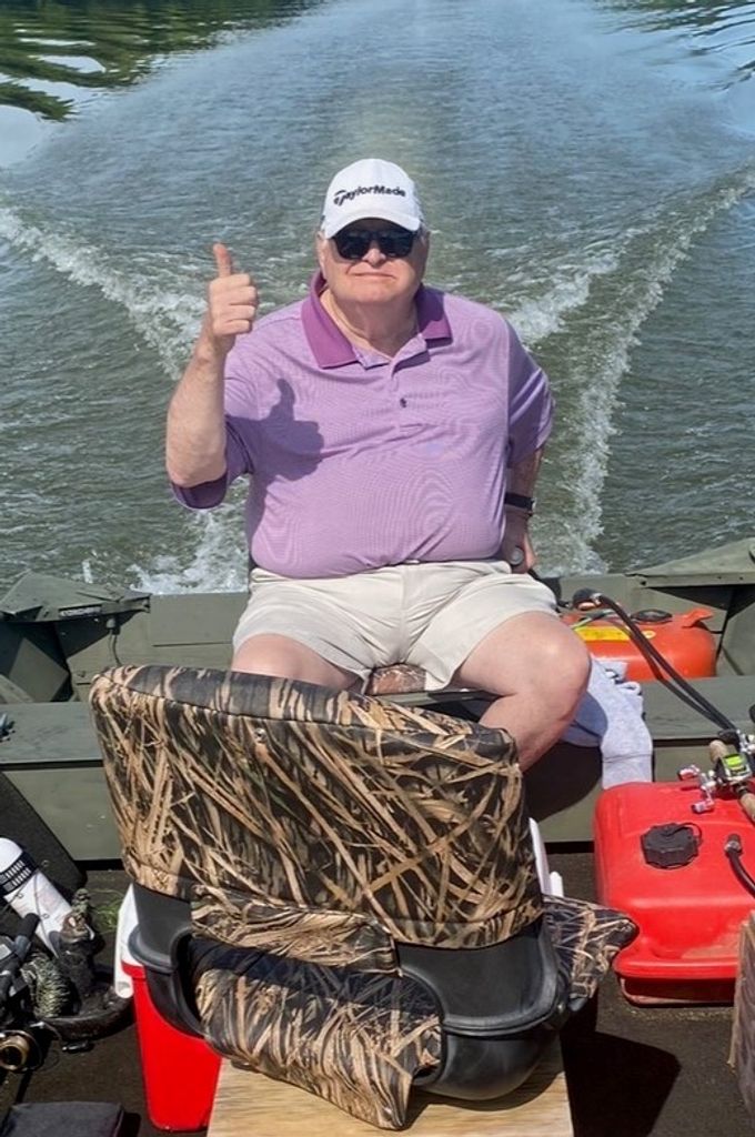 Mike Dean Profile Photo