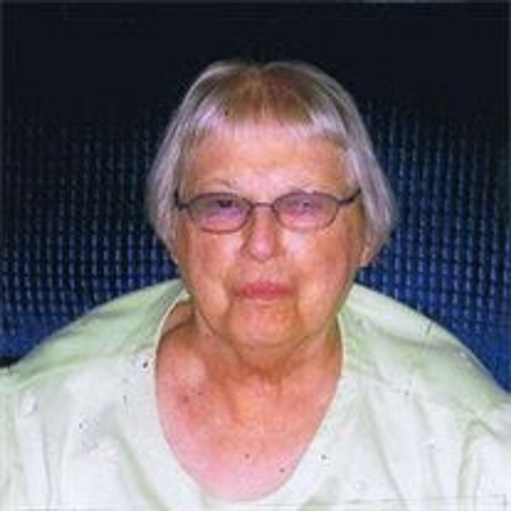 Vivian Joyce Hemenway