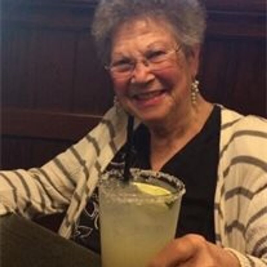 Bea M. (Lee) Andrews Profile Photo