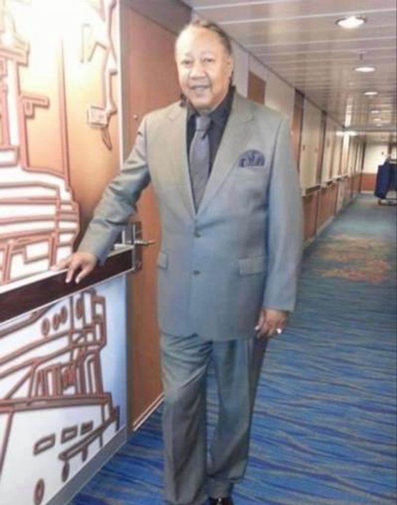 Robert “Charlie” Earthman, Sr