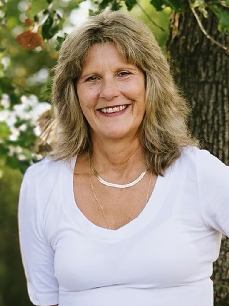 Mary Jean Kochmansky Profile Photo