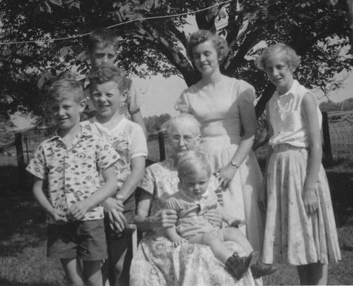 Mary Laureen Ross photo gallery thumbnail 1 of 1