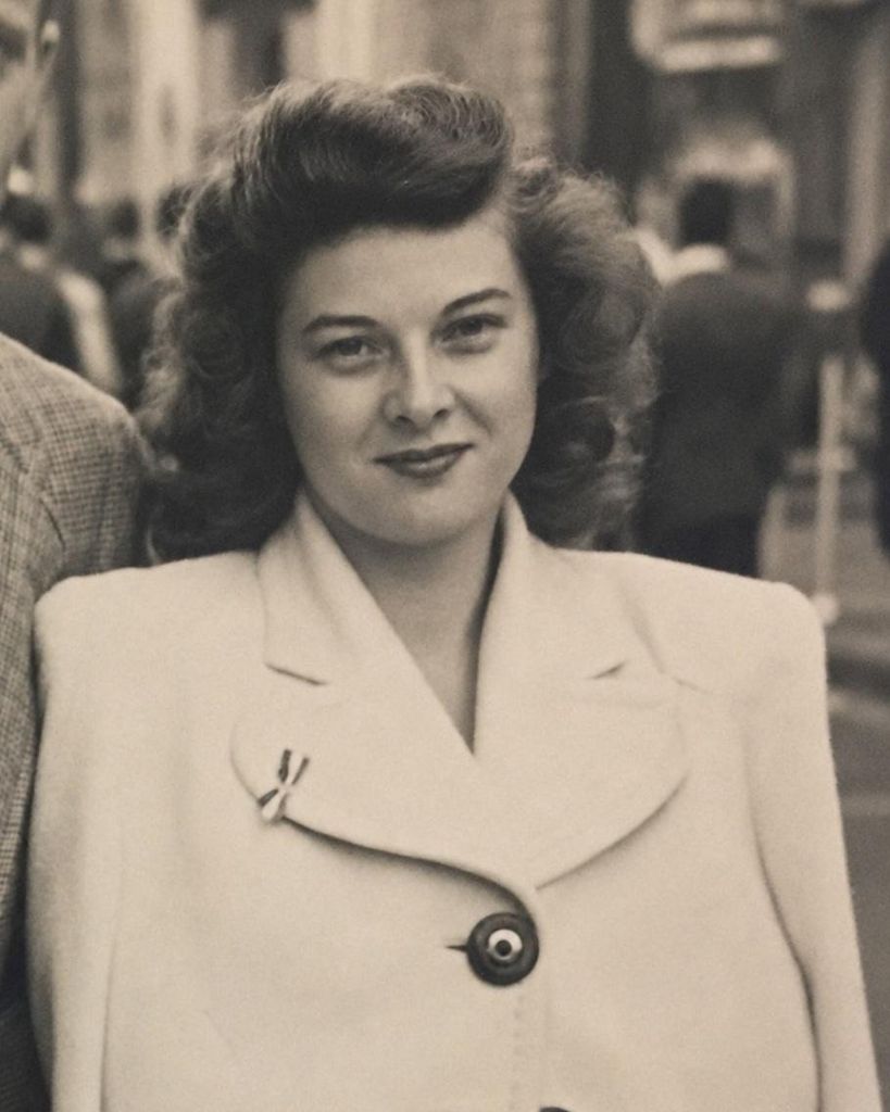 Helen Viola Shallis Laurell Profile Photo