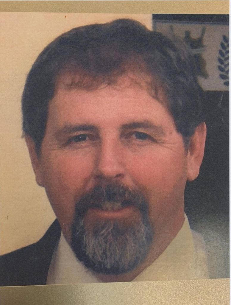 Mark Stephen Smith Profile Photo