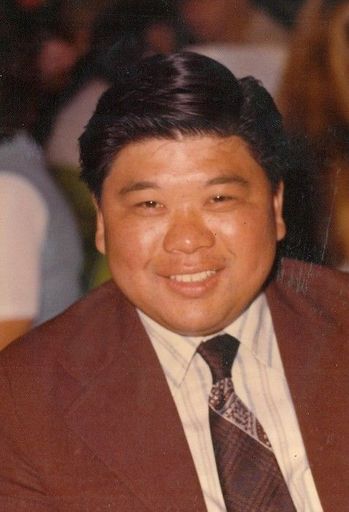 Edmund Yat Wood Young Profile Photo