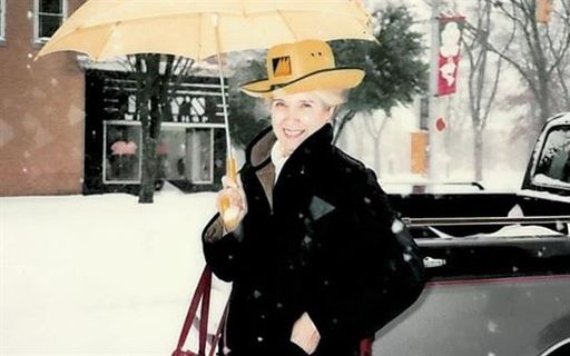 Marlene Bell photo gallery thumbnail 19 of 45
