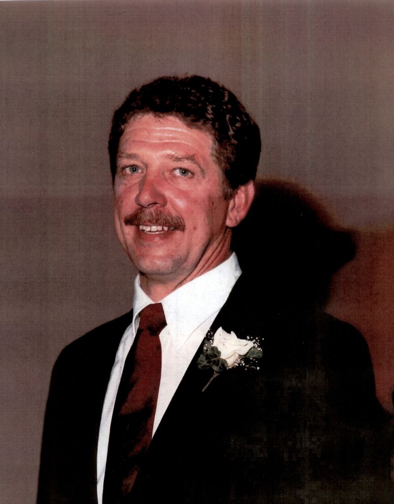 Donald Holmes Reynolds Profile Photo