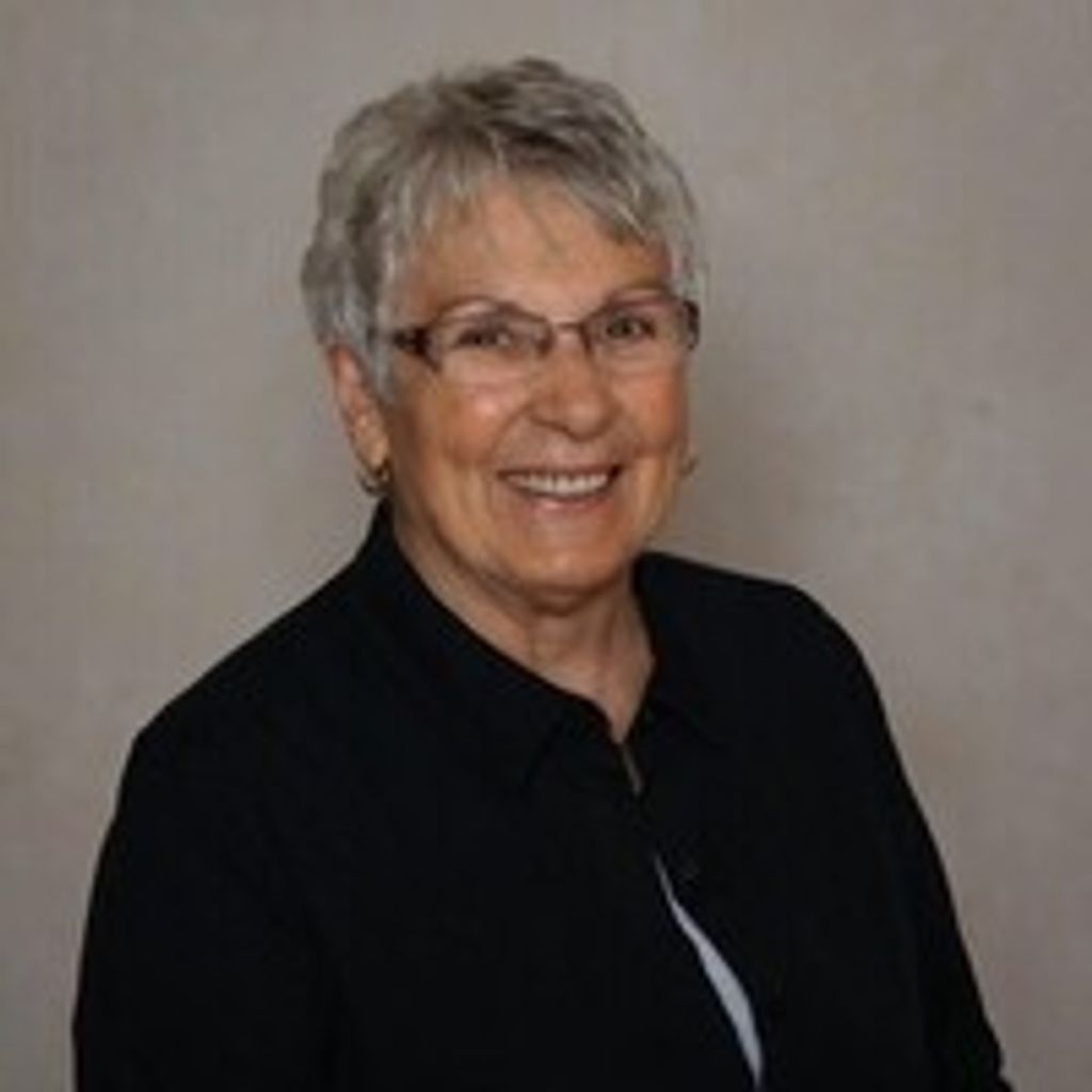 Dee Ouellette