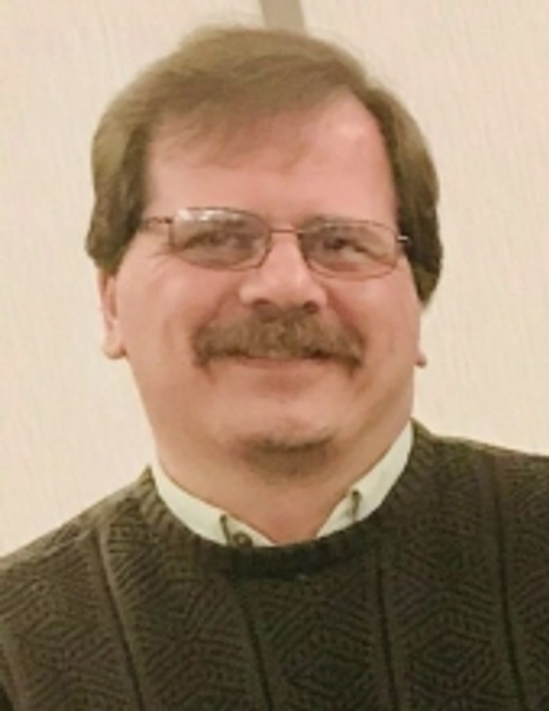 Christopher R. Reynolds Profile Photo