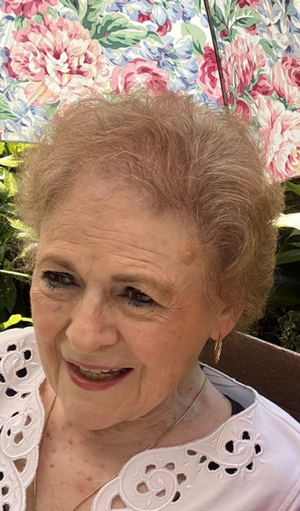 Ursula Compton Kent Profile Photo