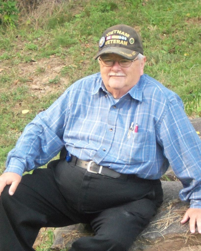 B. Wayne White Profile Photo