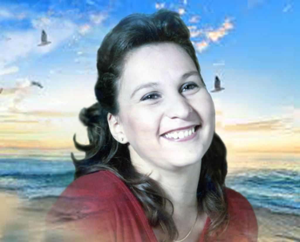 Selene Louise Salinas Profile Photo