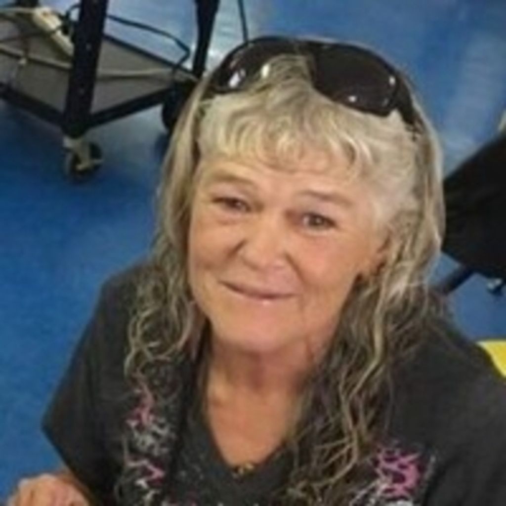 Carolyn Mullican Pool Profile Photo