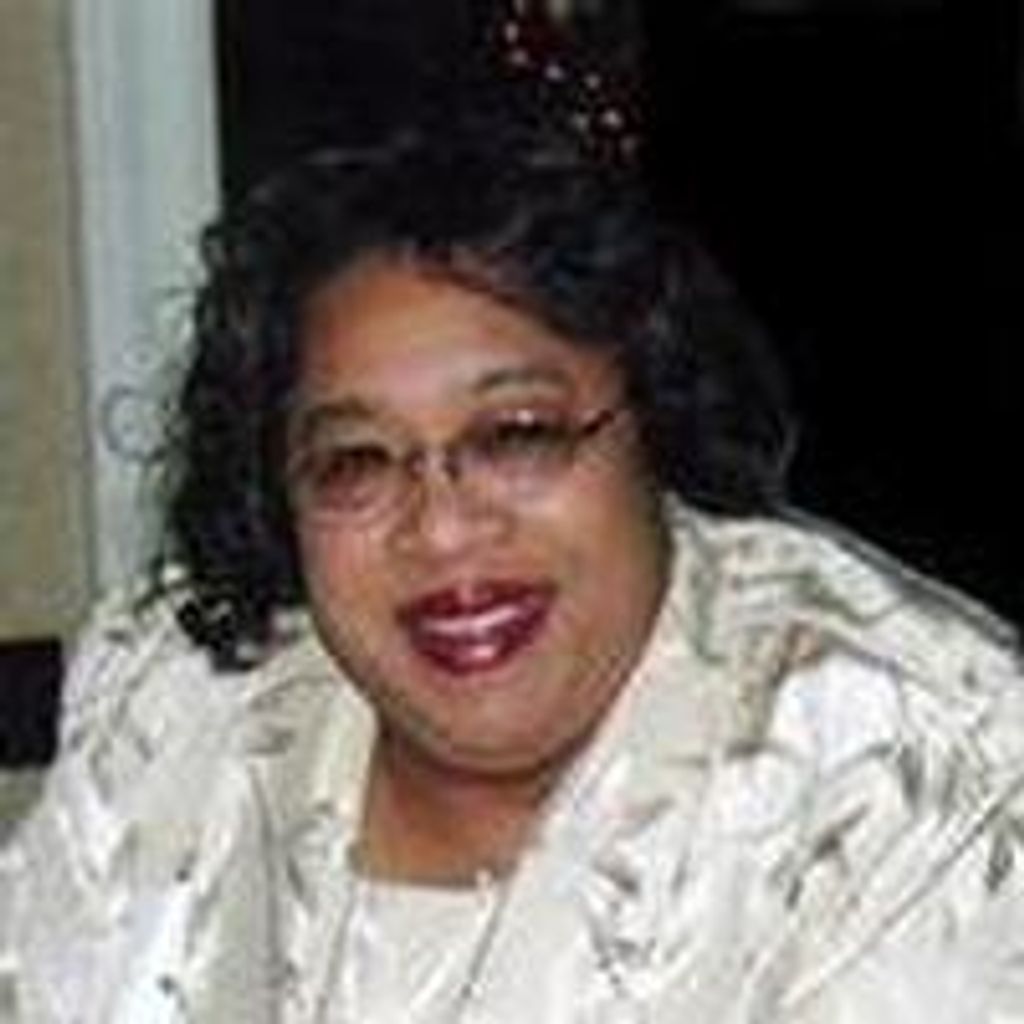 Minnett  Maxine Strother Profile Photo