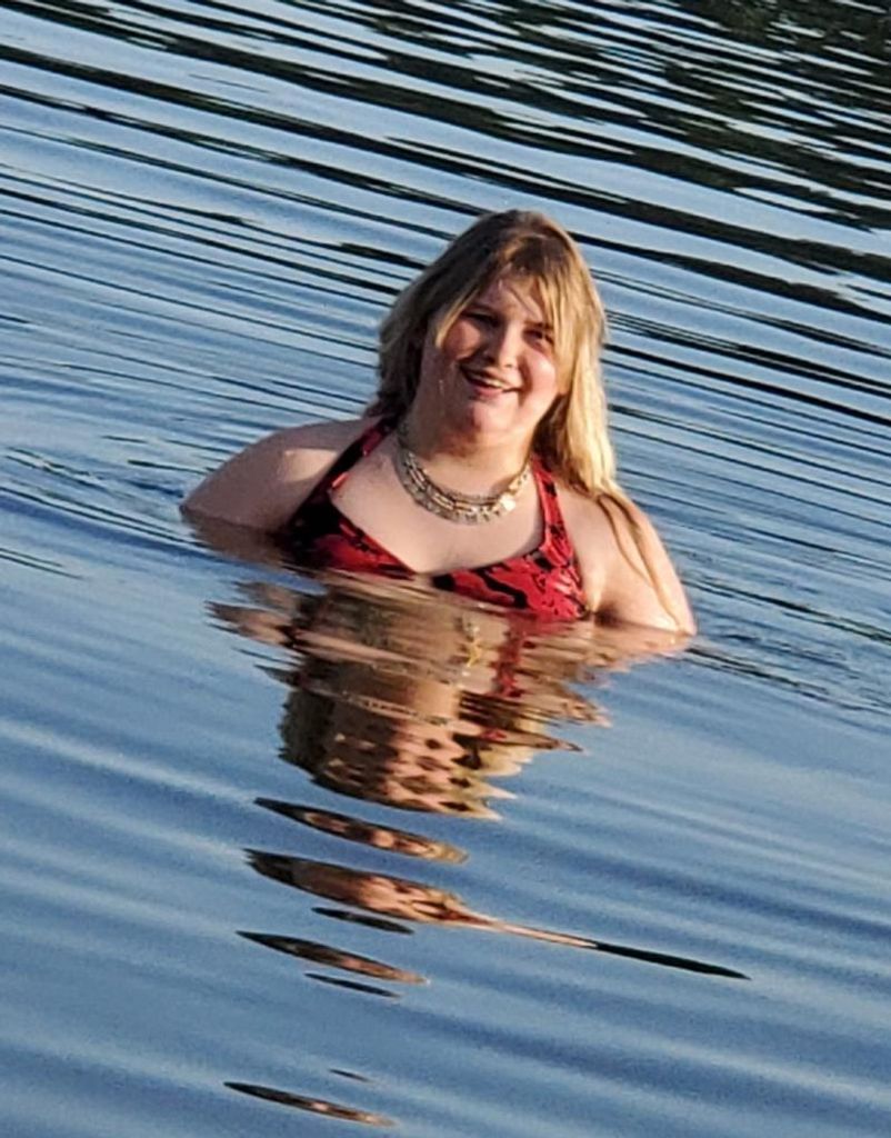 Alexis Long Profile Photo