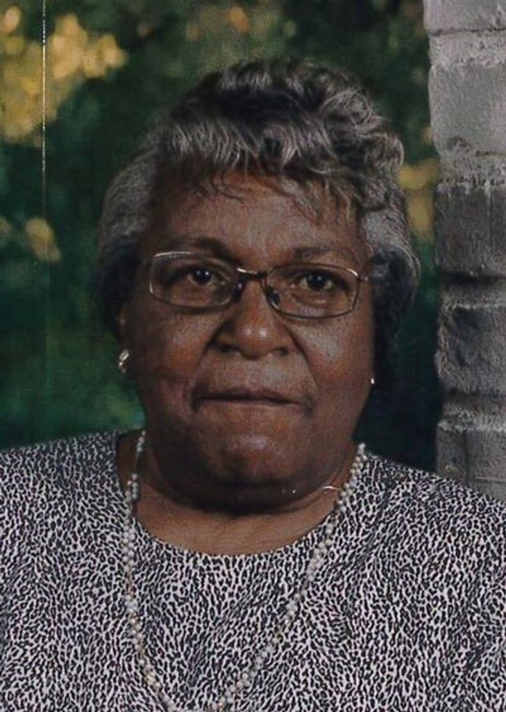 Rosa Arcelia Younger Profile Photo