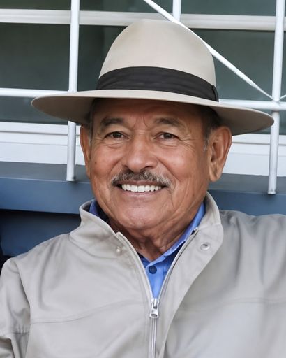 Everardo Torres Cadenas's obituary image
