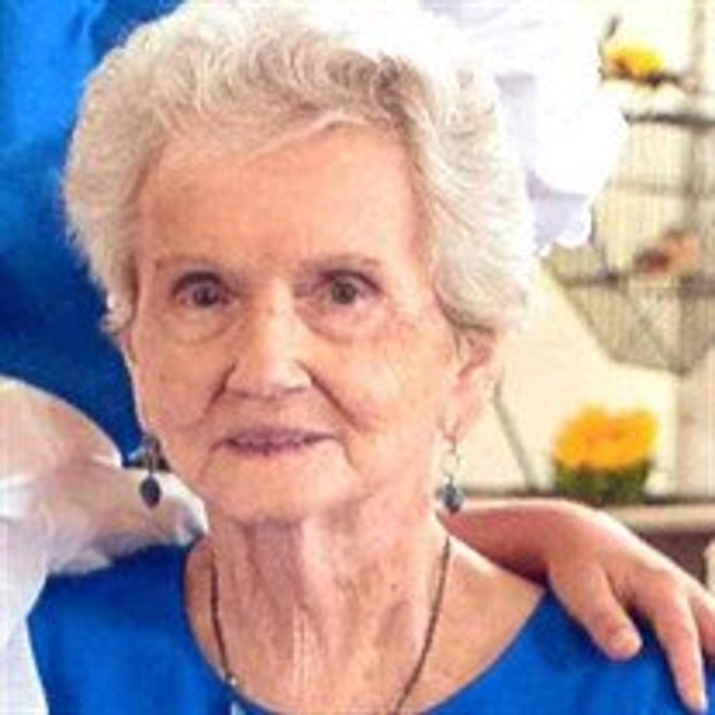 Julia  Rae Elliott