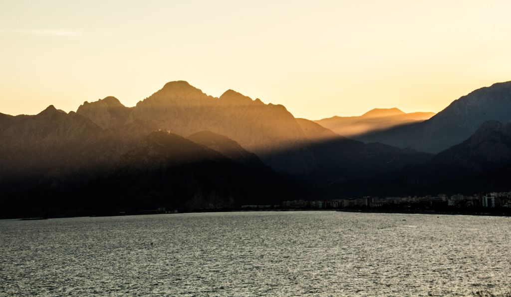 Mary Janiece Hughes Profile Photo