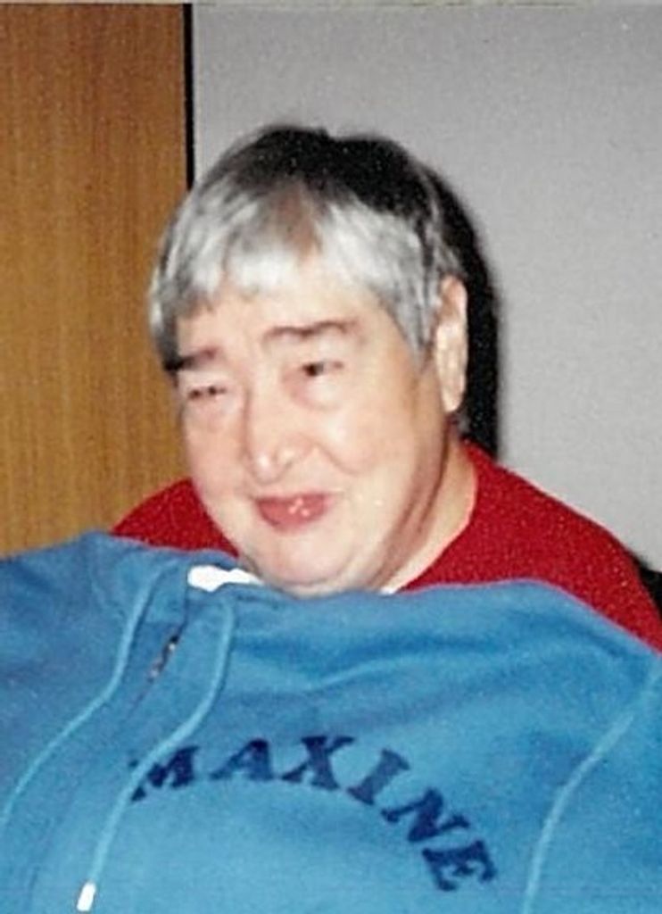 Helen Maxine Combs Profile Photo
