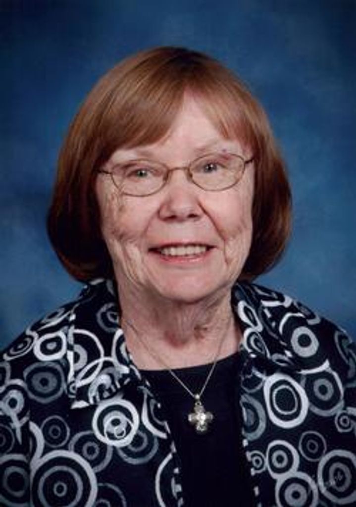 Marlys M Harris