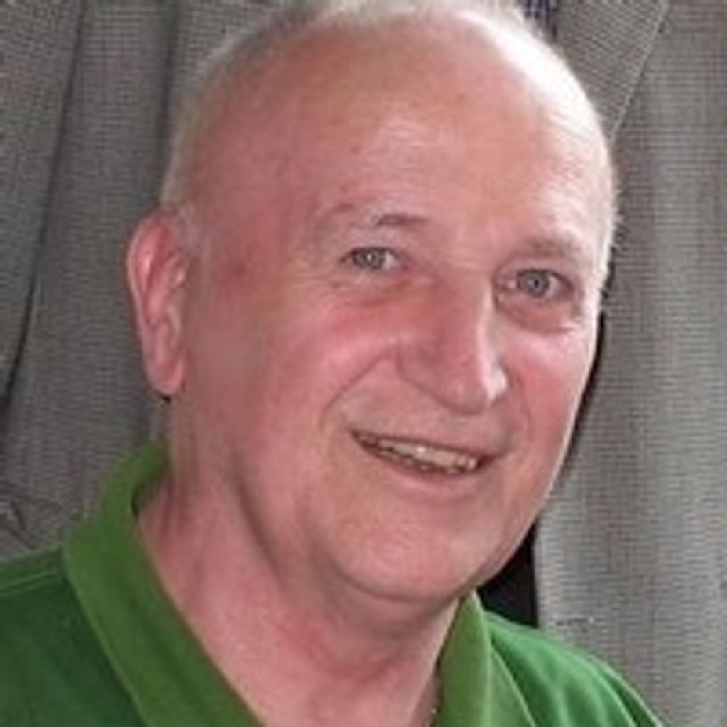 Jacques P Desmonts