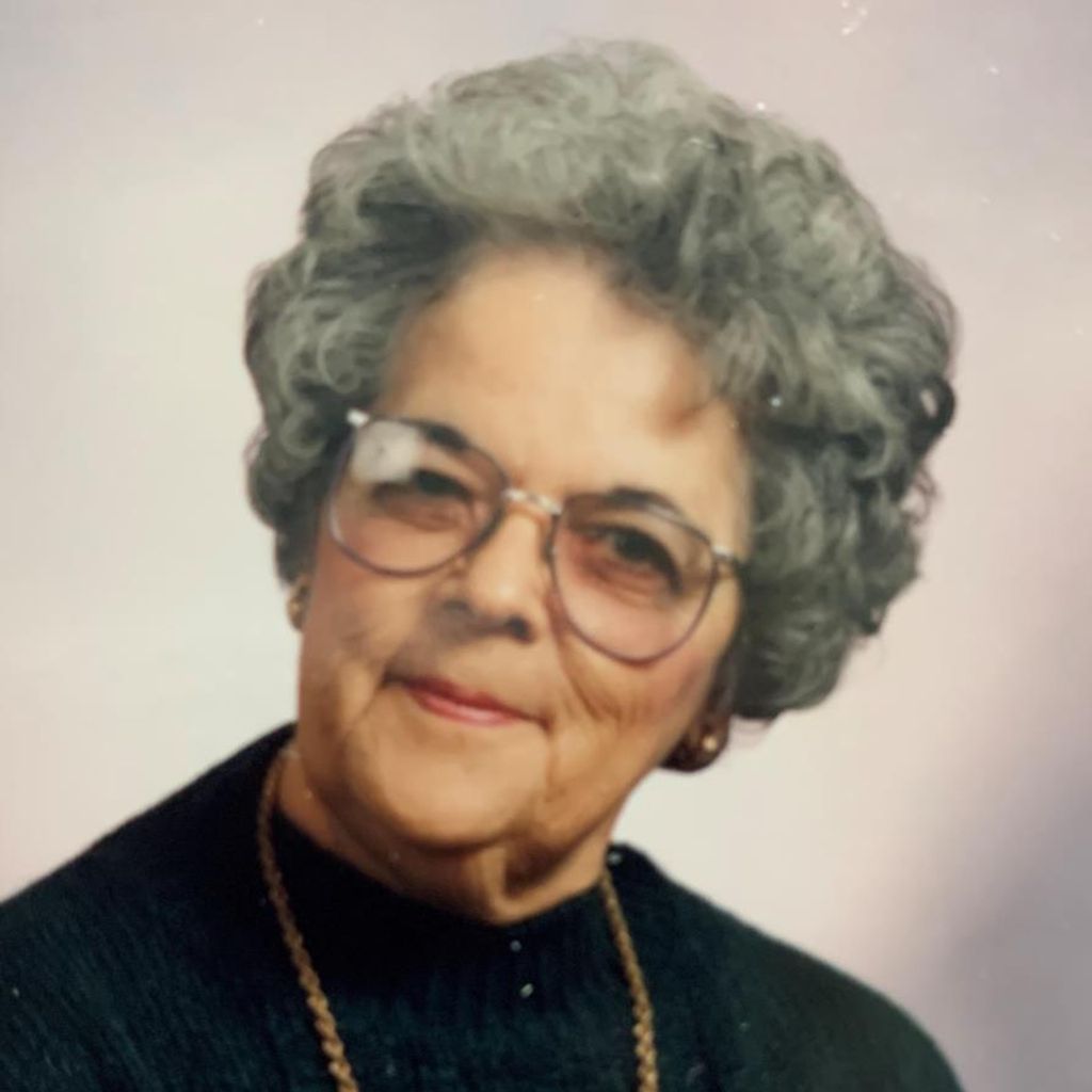 Elizabeth "Betty" (Wickham) Hallett