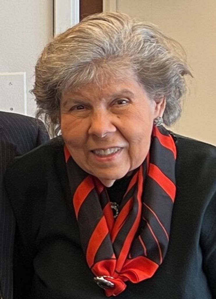 Dr. Marta Fernández Profile Photo