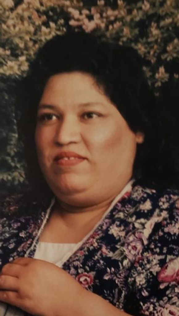 Mary Esther Cantu Profile Photo