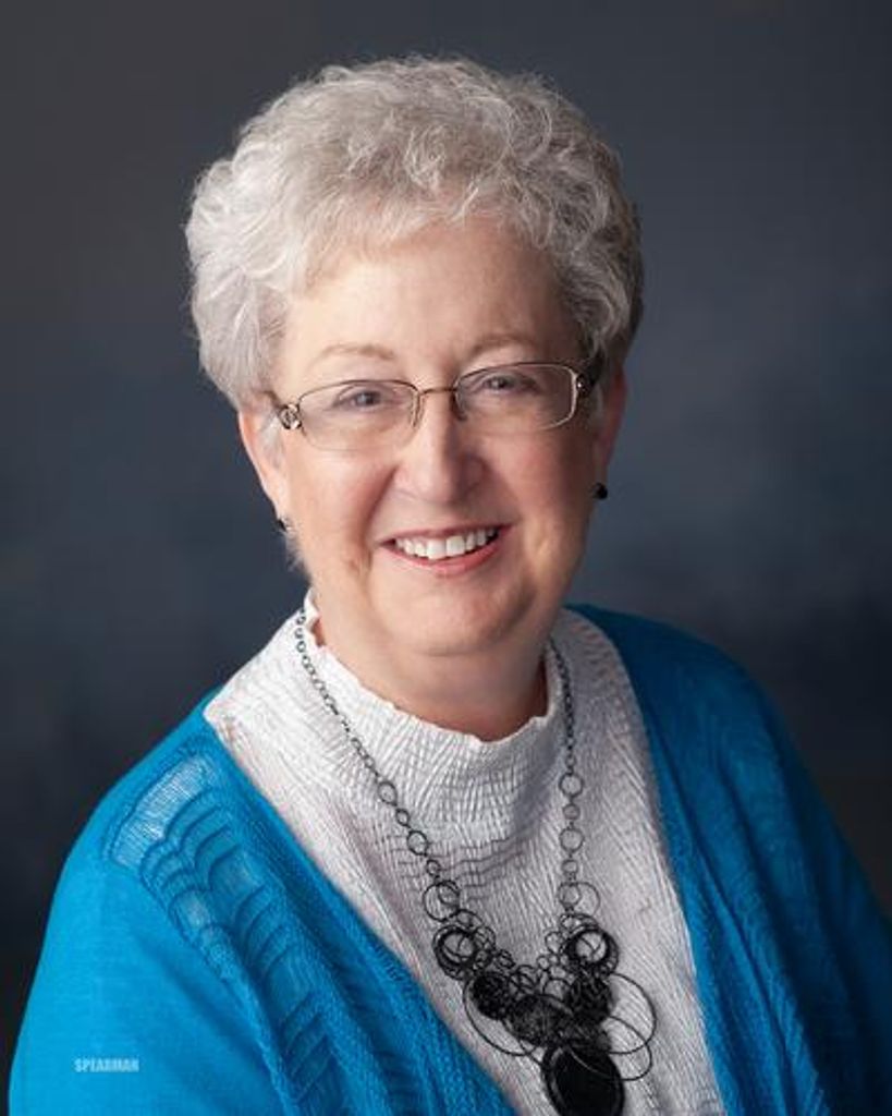 Sue Ellen Rennick Hall Profile Photo