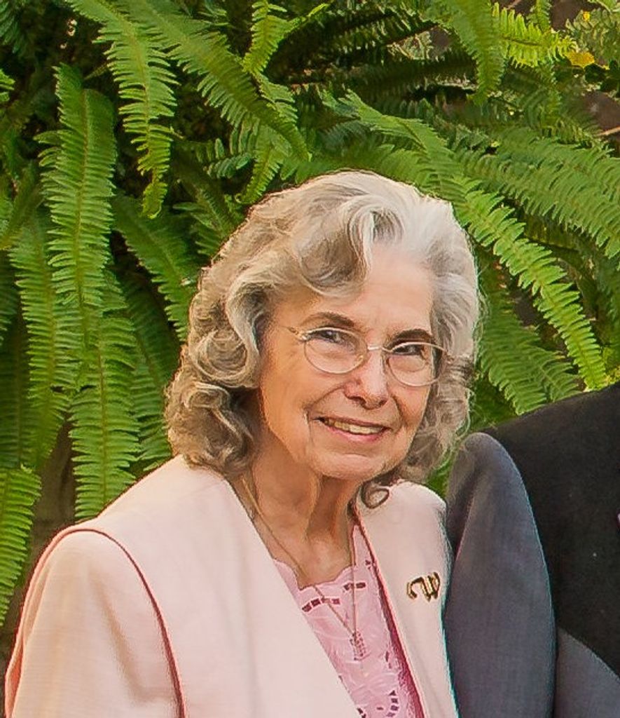 Eleanor Wood Profile Photo