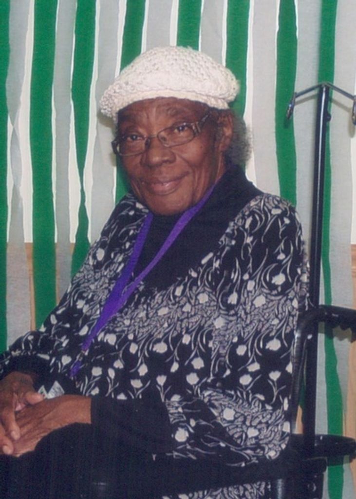 Evelyn F Smith Profile Photo