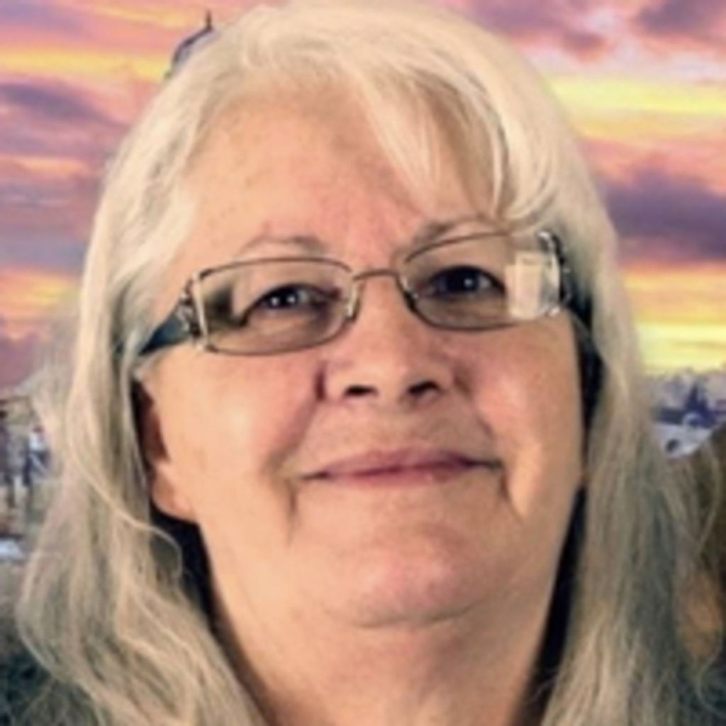 Helen Dominguez
