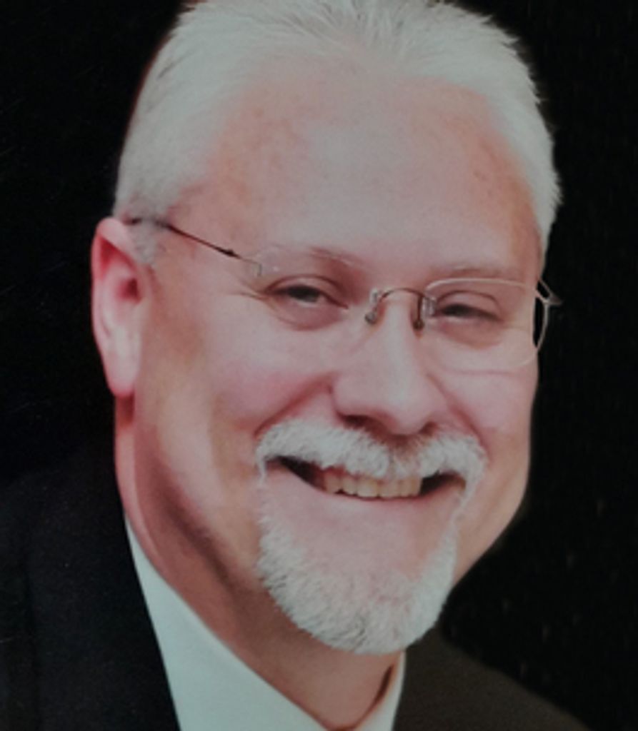 Richard  Lee Matthews