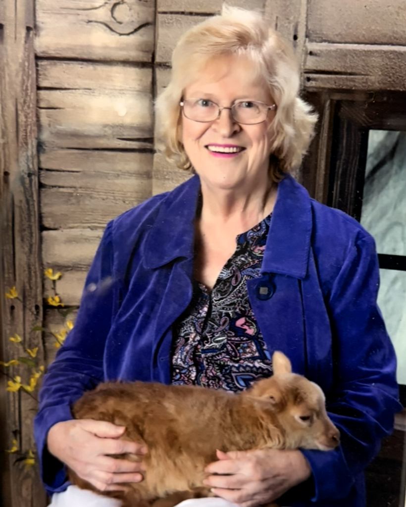 Carol Stoops Gray Profile Photo