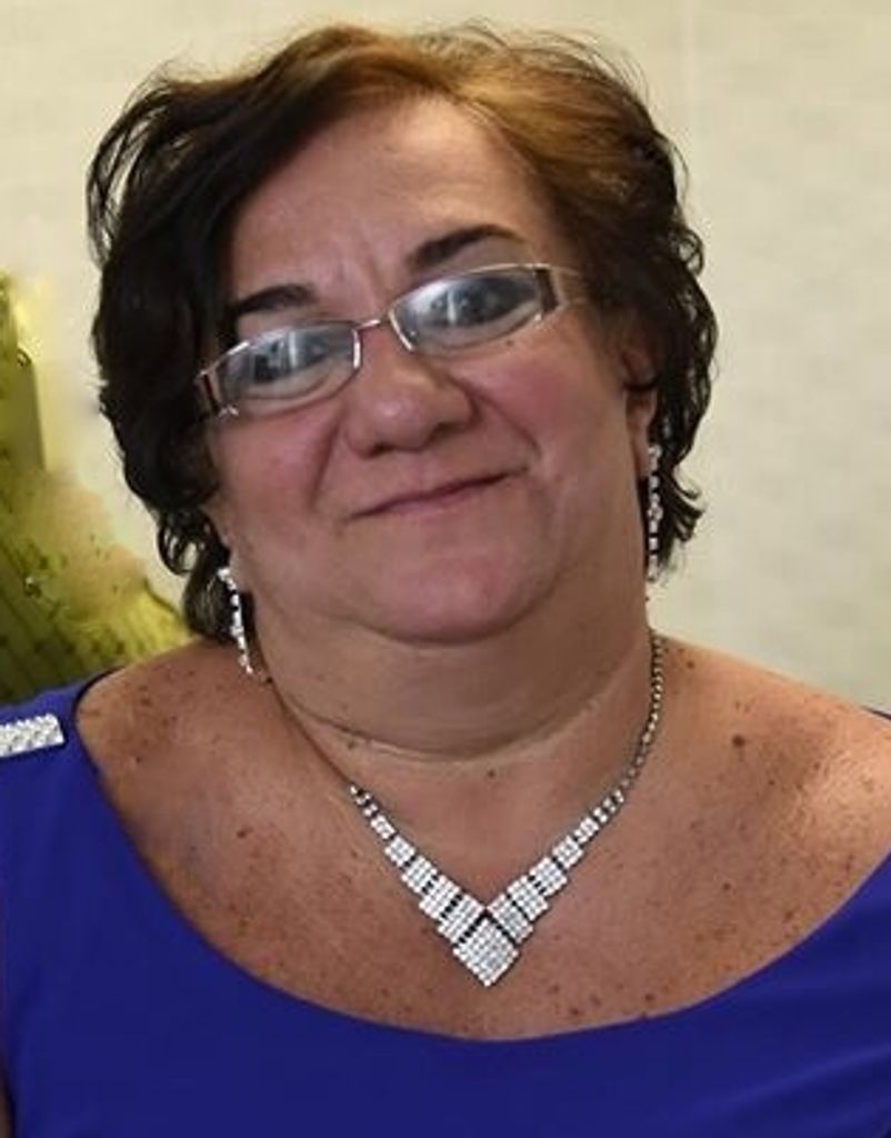 Lena Cardone Vasile