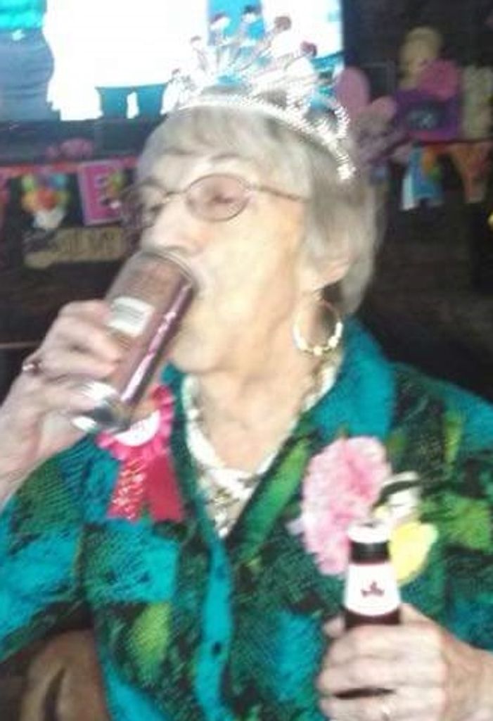 Gladys Violet (Starnes)  Basch Profile Photo
