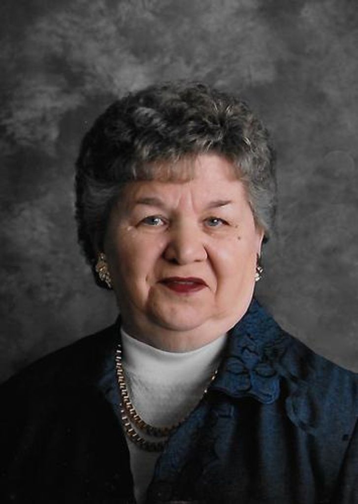 Bernice H (Suckow) Hinrichs Profile Photo