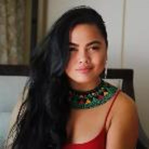 Roslynn Alba Cobarrubias Profile Photo