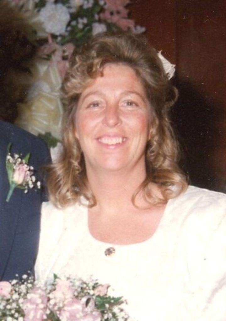 Julie Kerry Collins Profile Photo