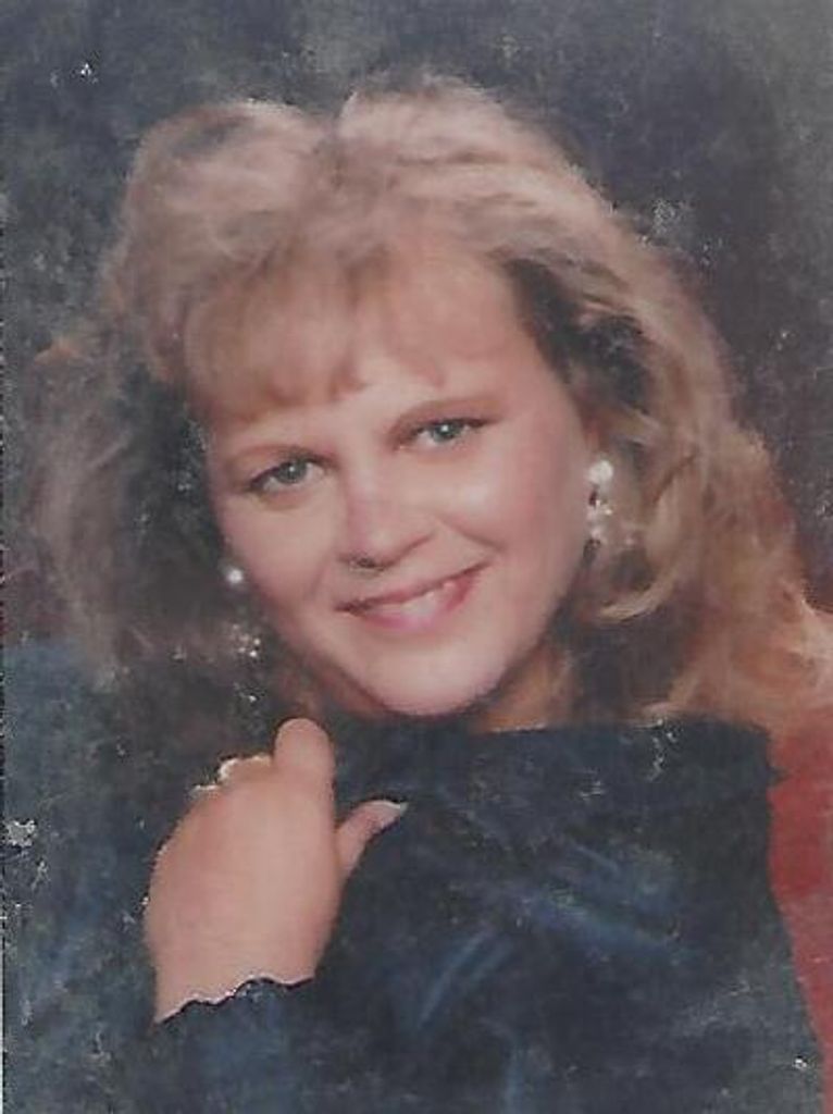 Sally June Wolfe Profile Photo