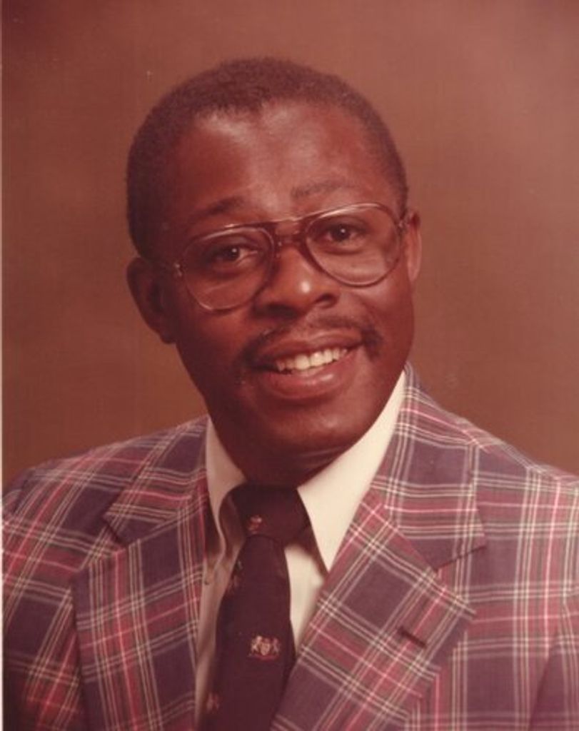 Thomas Cardell Crumpler Profile Photo
