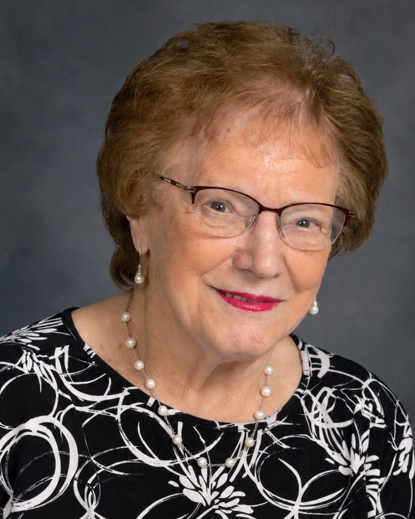 Donna Hoffmann Profile Photo